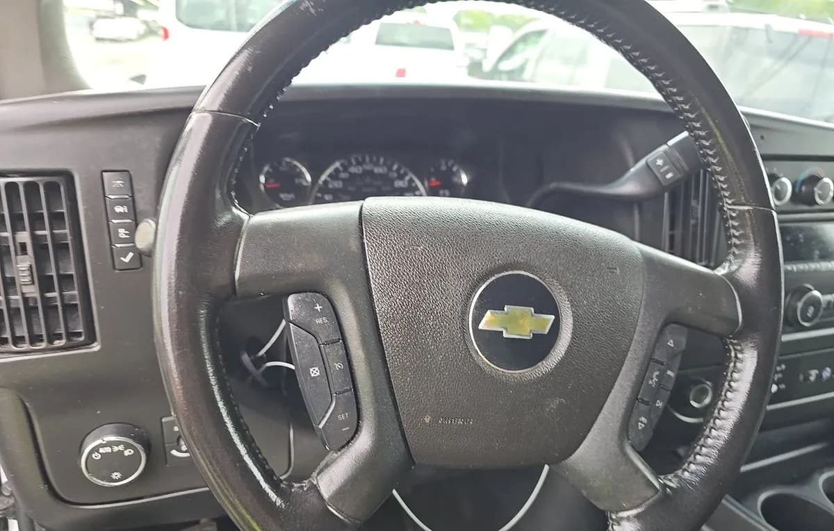 2021 CHEVROLET EXPRESS 2500 CARGO VAN 1WT 135.2" WB 7