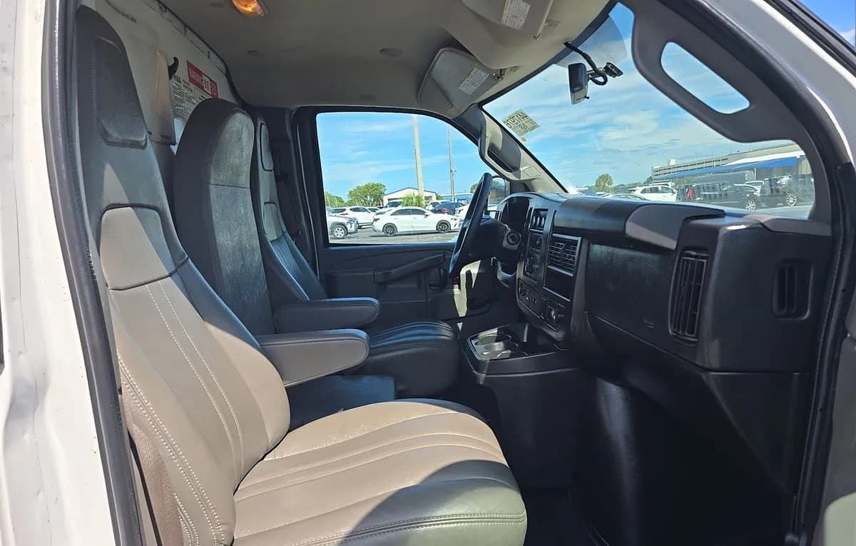 2019 GMC SAVANA 3500 CUTAWAY 1WT 5