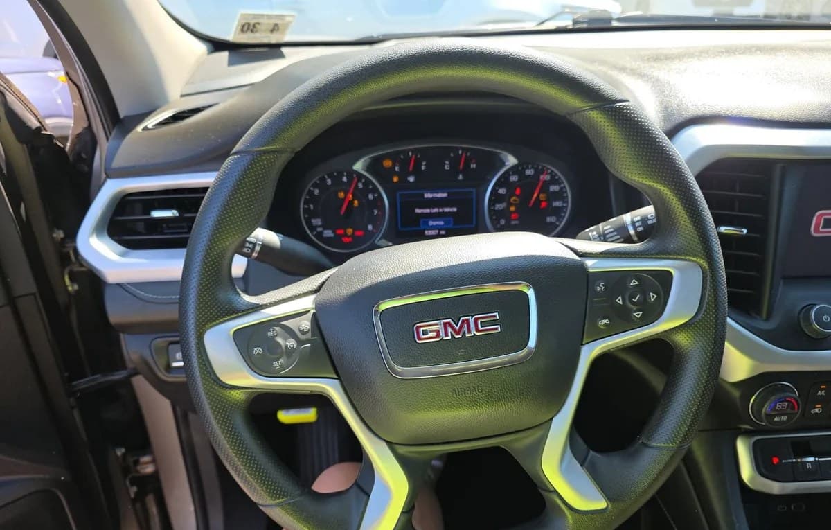 2022 GMC ACADIA SLE 7