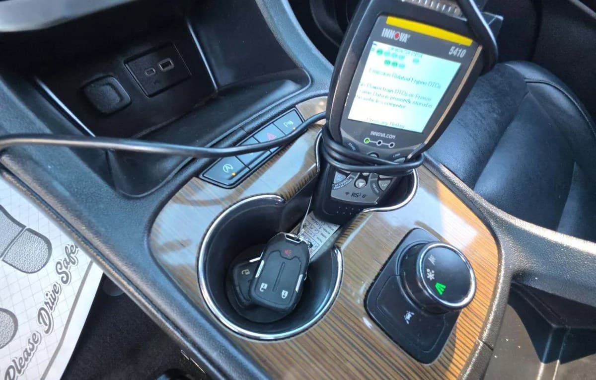 2021 GMC ACADIA SLE 5