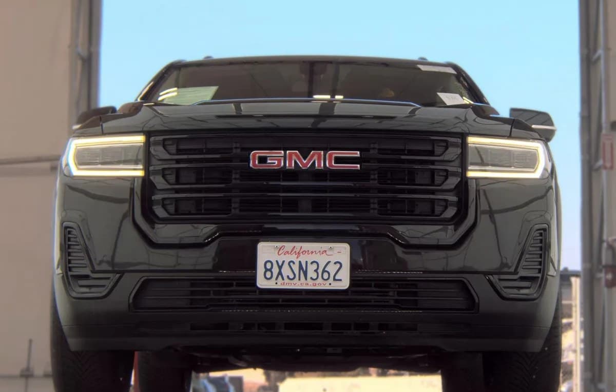 2021 GMC ACADIA SLE 4