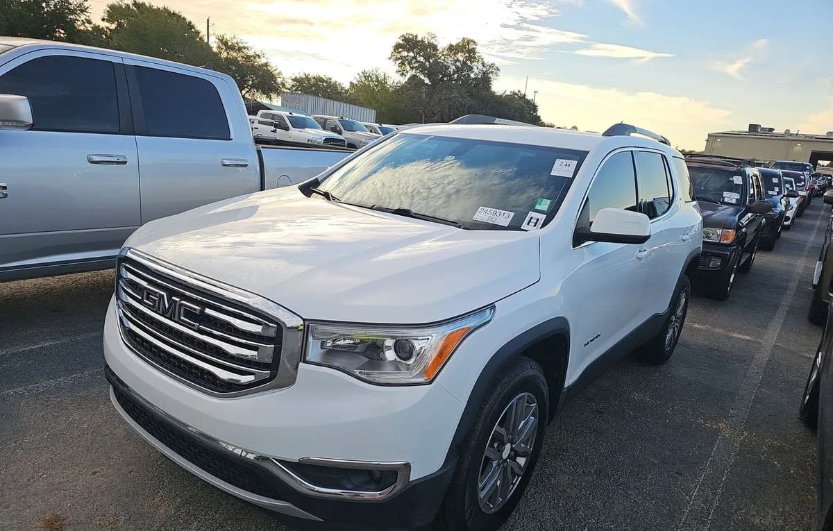 2017 GMC ACADIA SLE 2