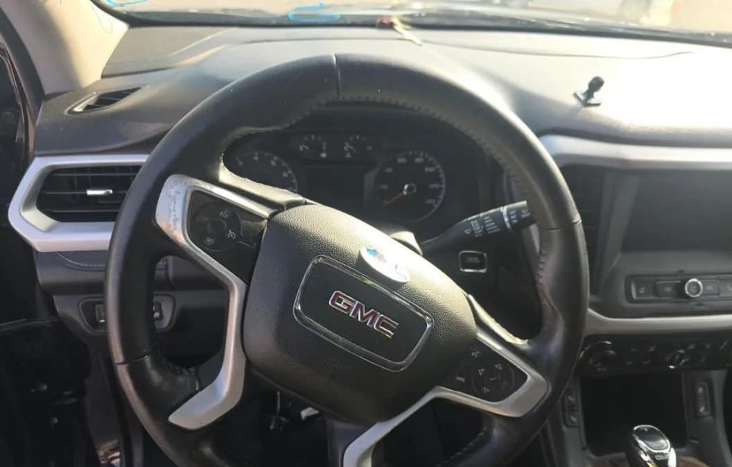2017 GMC ACADIA SLE 5