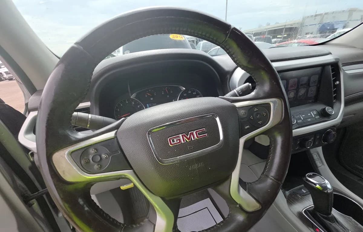 2017 GMC ACADIA SLT 7