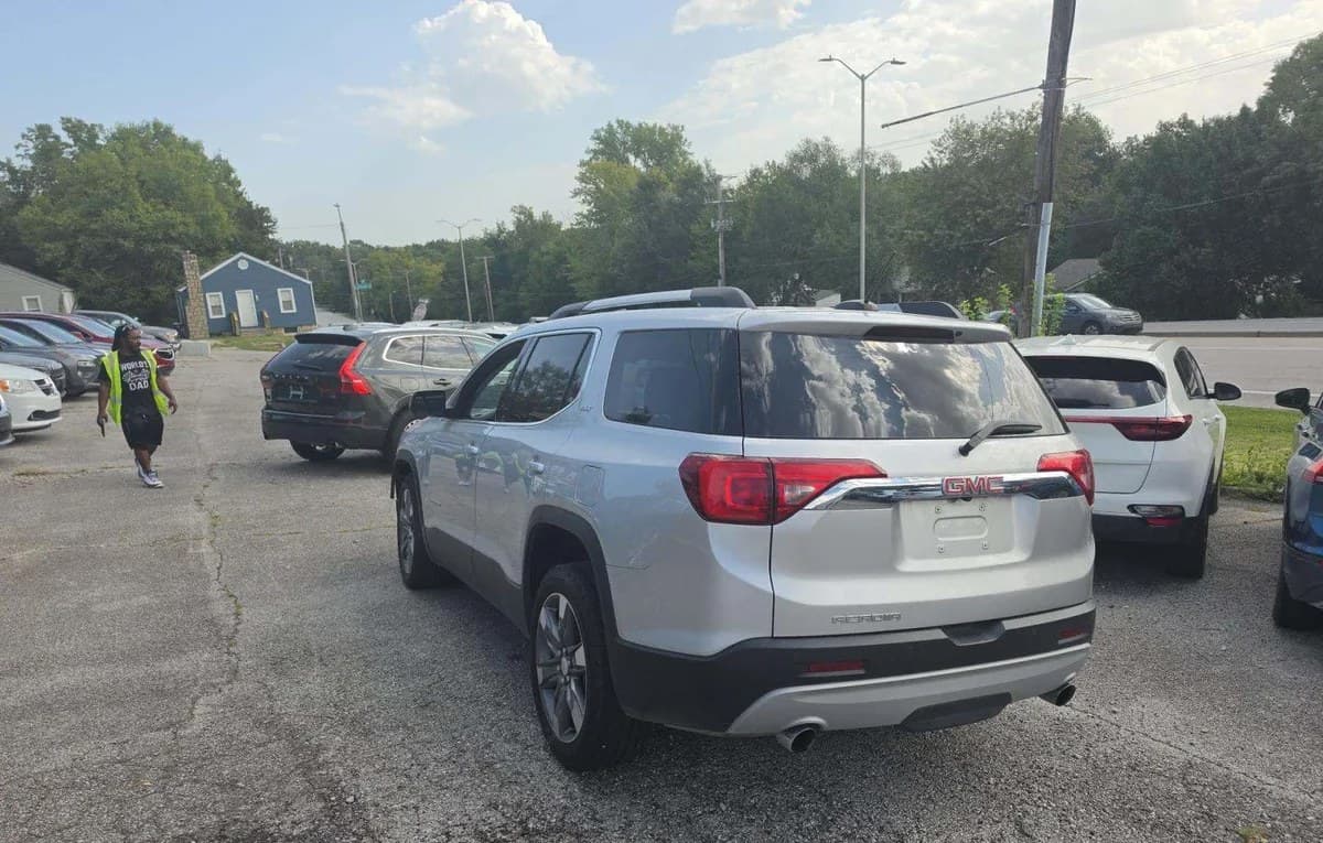 2017 GMC ACADIA SLT 3