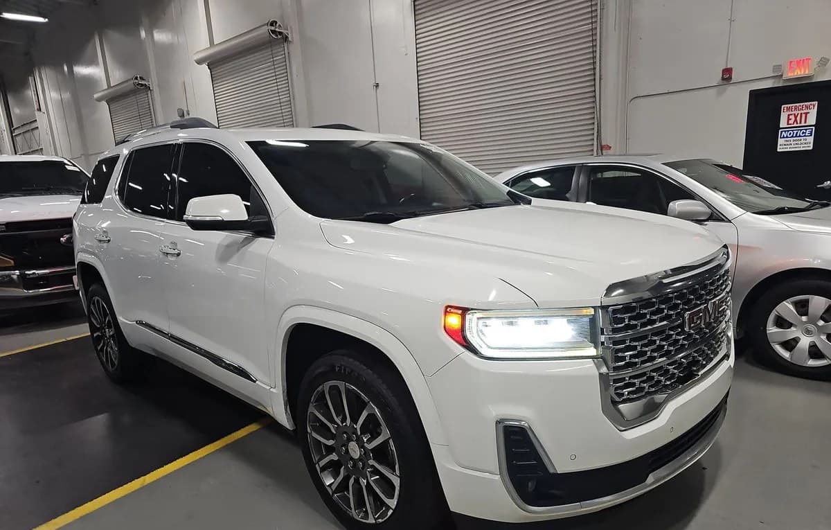 2020 GMC ACADIA Denali 4