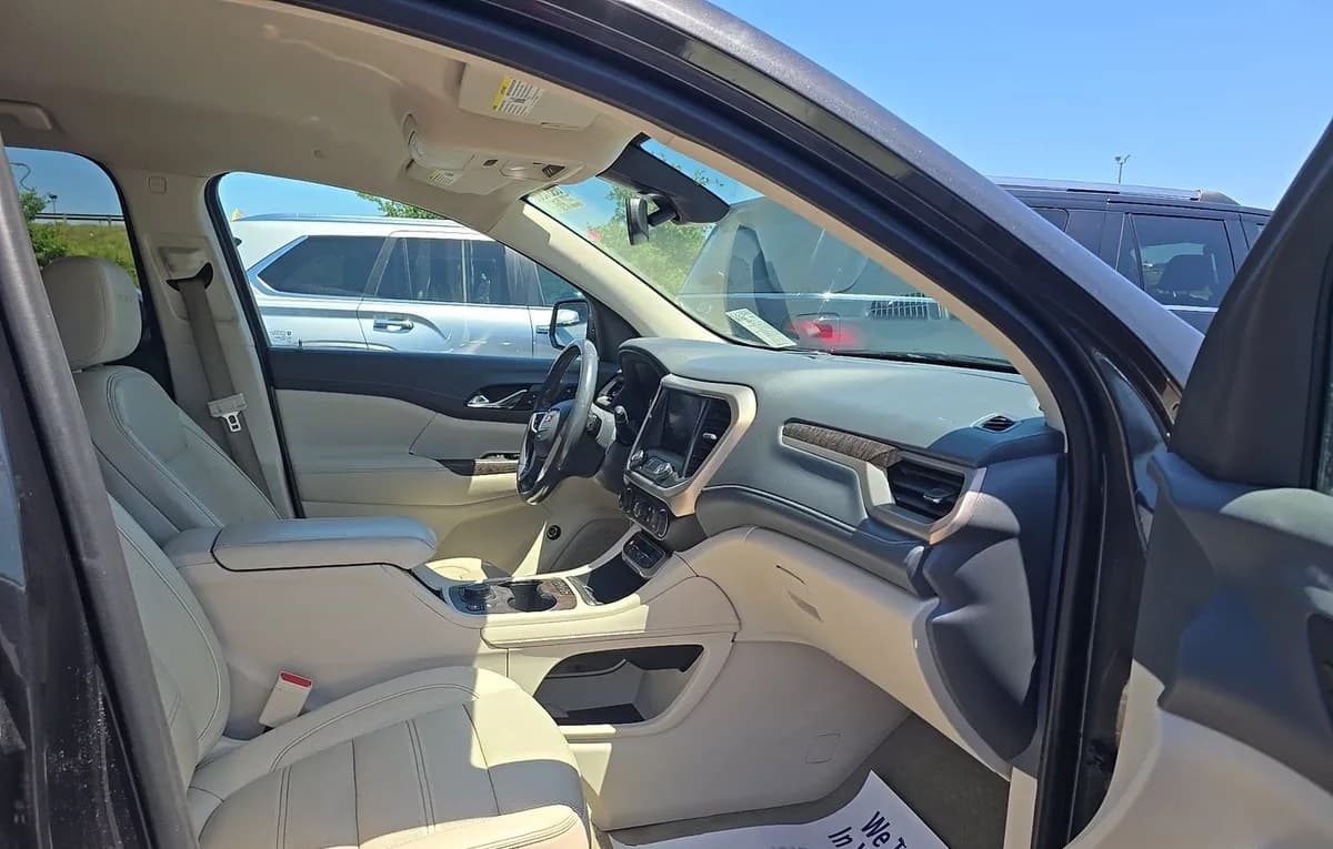 2020 GMC ACADIA Denali 5