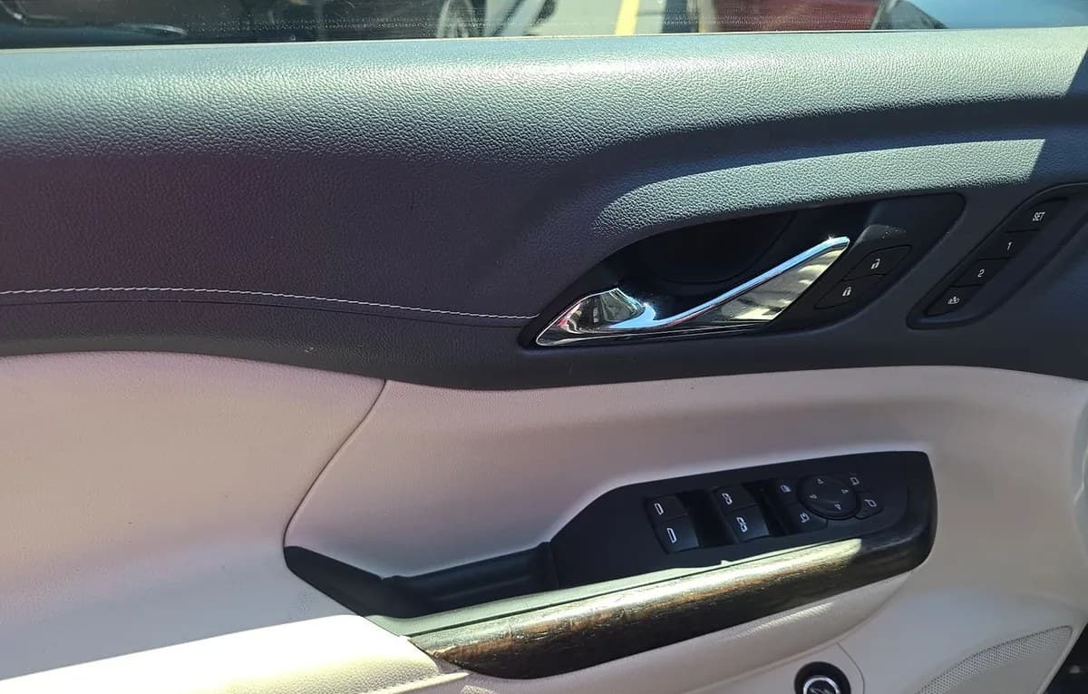2020 GMC ACADIA Denali 6