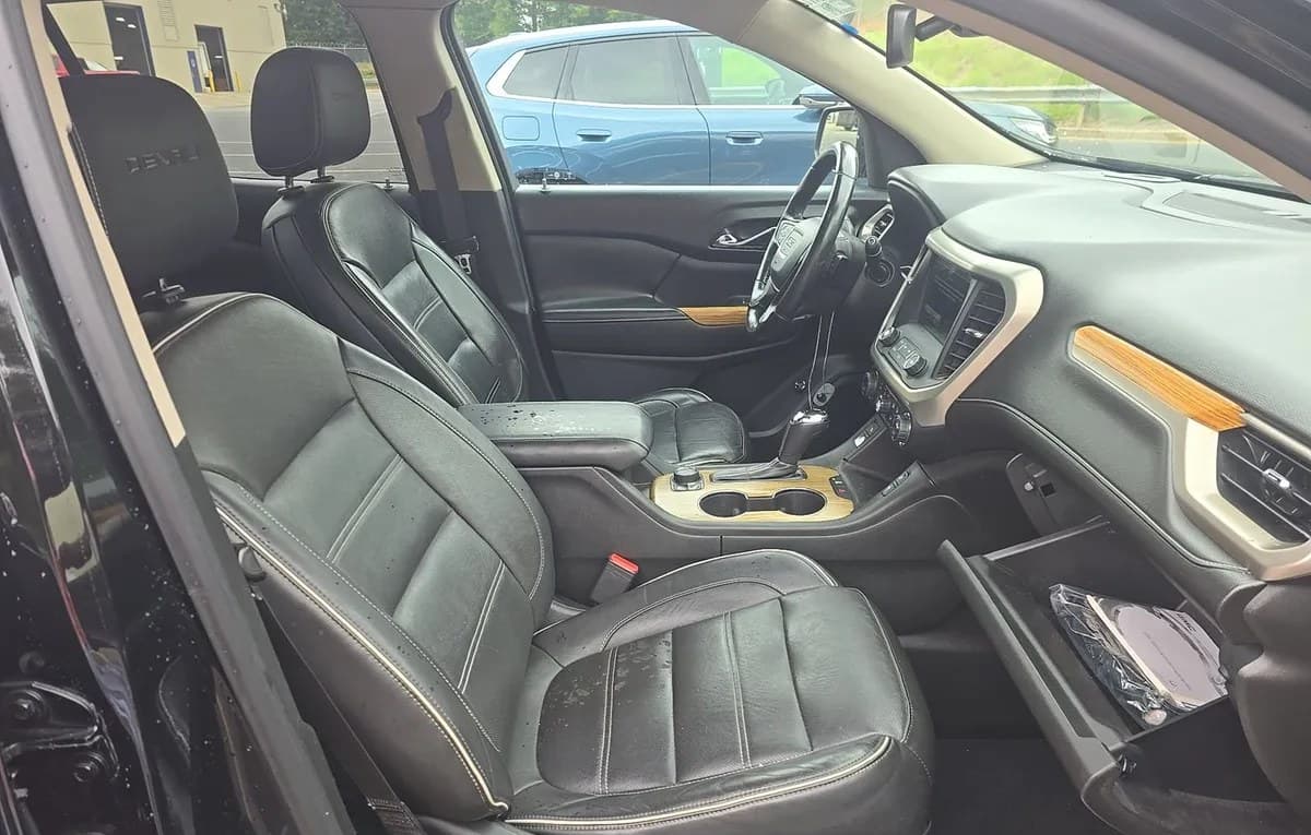 2017 GMC ACADIA Denali 5