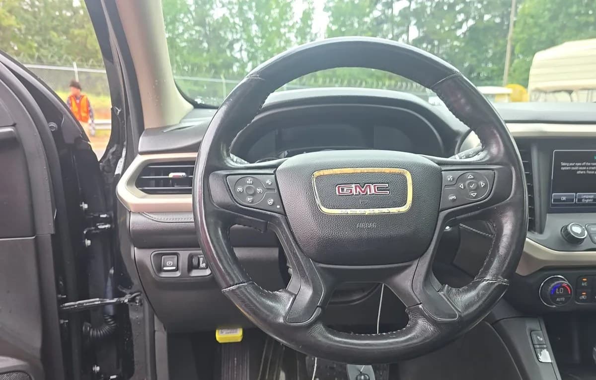 2017 GMC ACADIA Denali 7