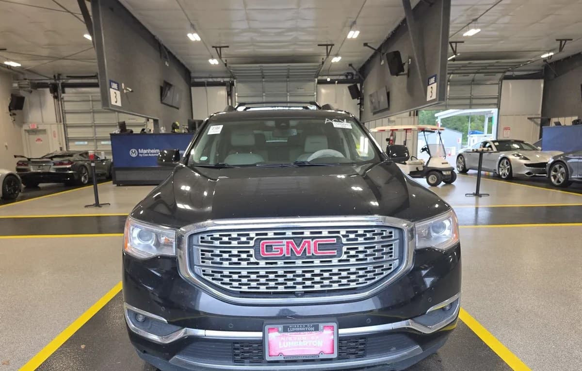 2018 GMC ACADIA Denali 3
