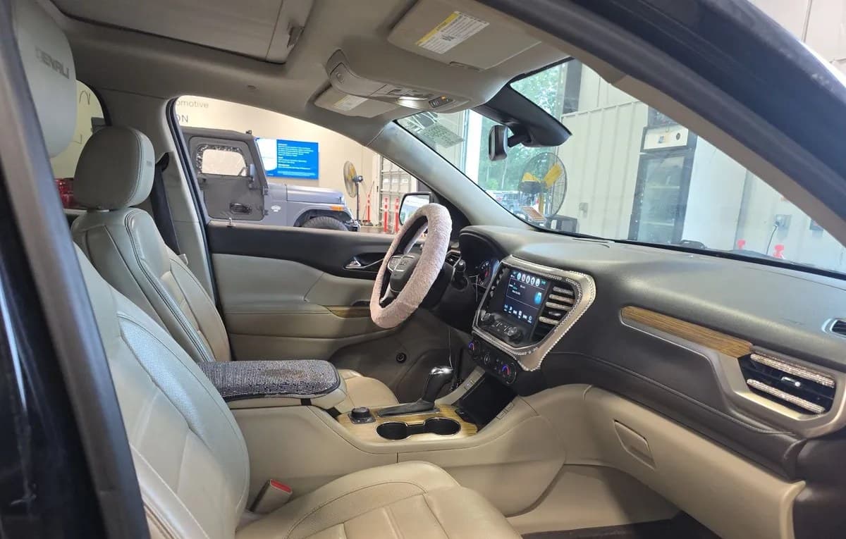 2018 GMC ACADIA Denali 5