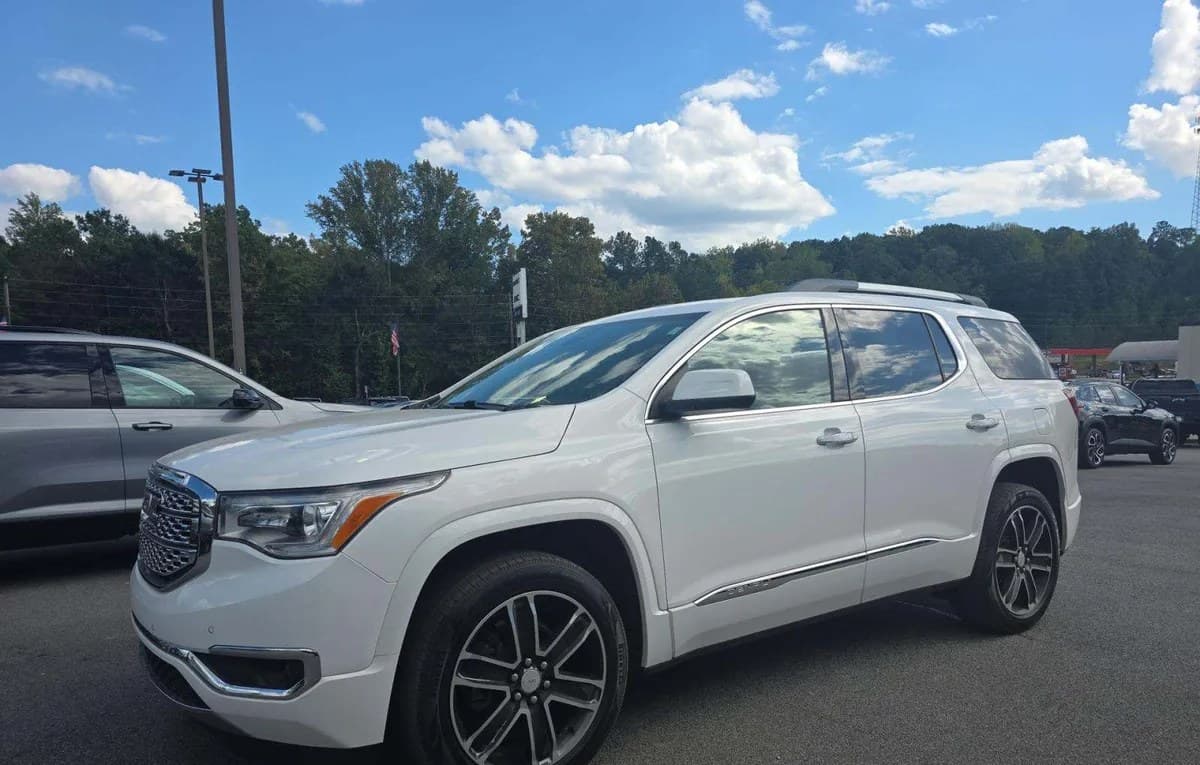 2019 GMC ACADIA Denali 2