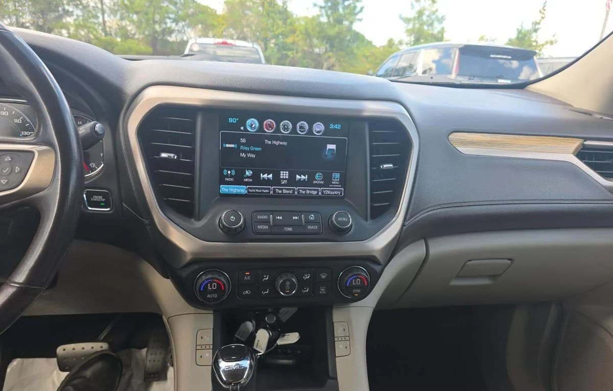 2019 GMC ACADIA Denali 7