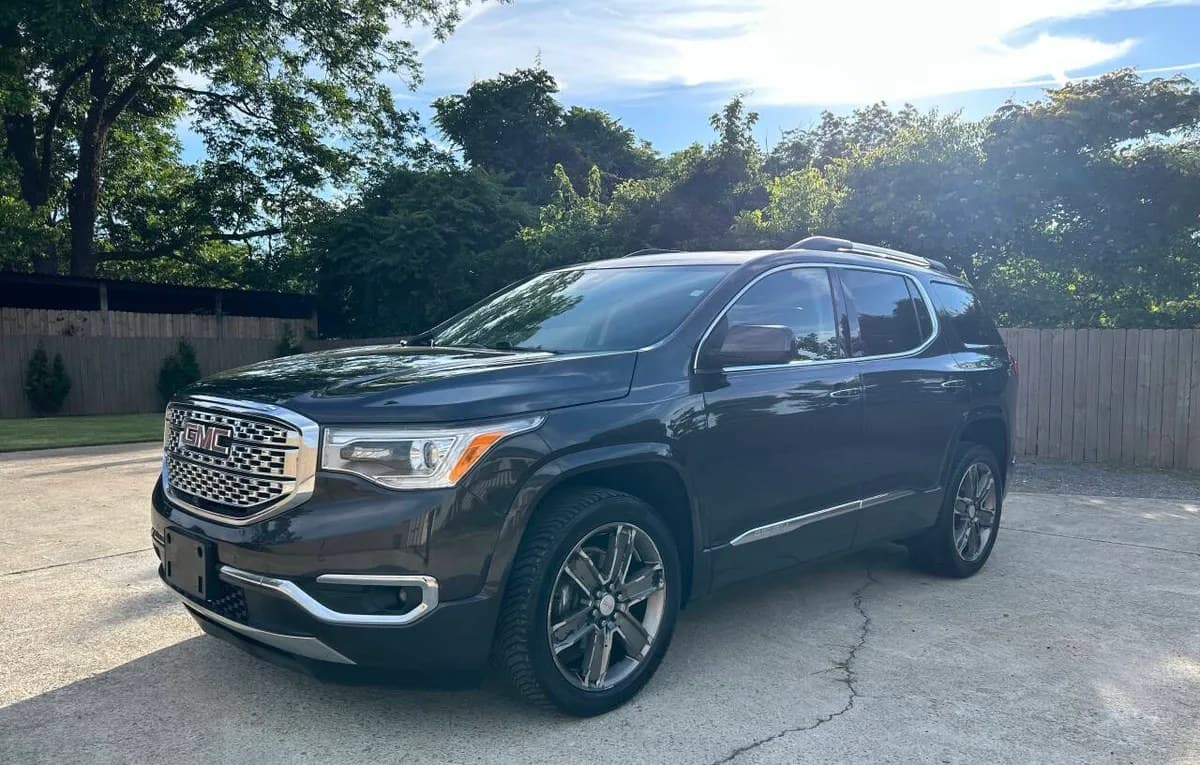 2017 GMC ACADIA Denali 3