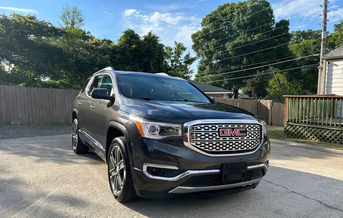 2017 GMC ACADIA Denali 5