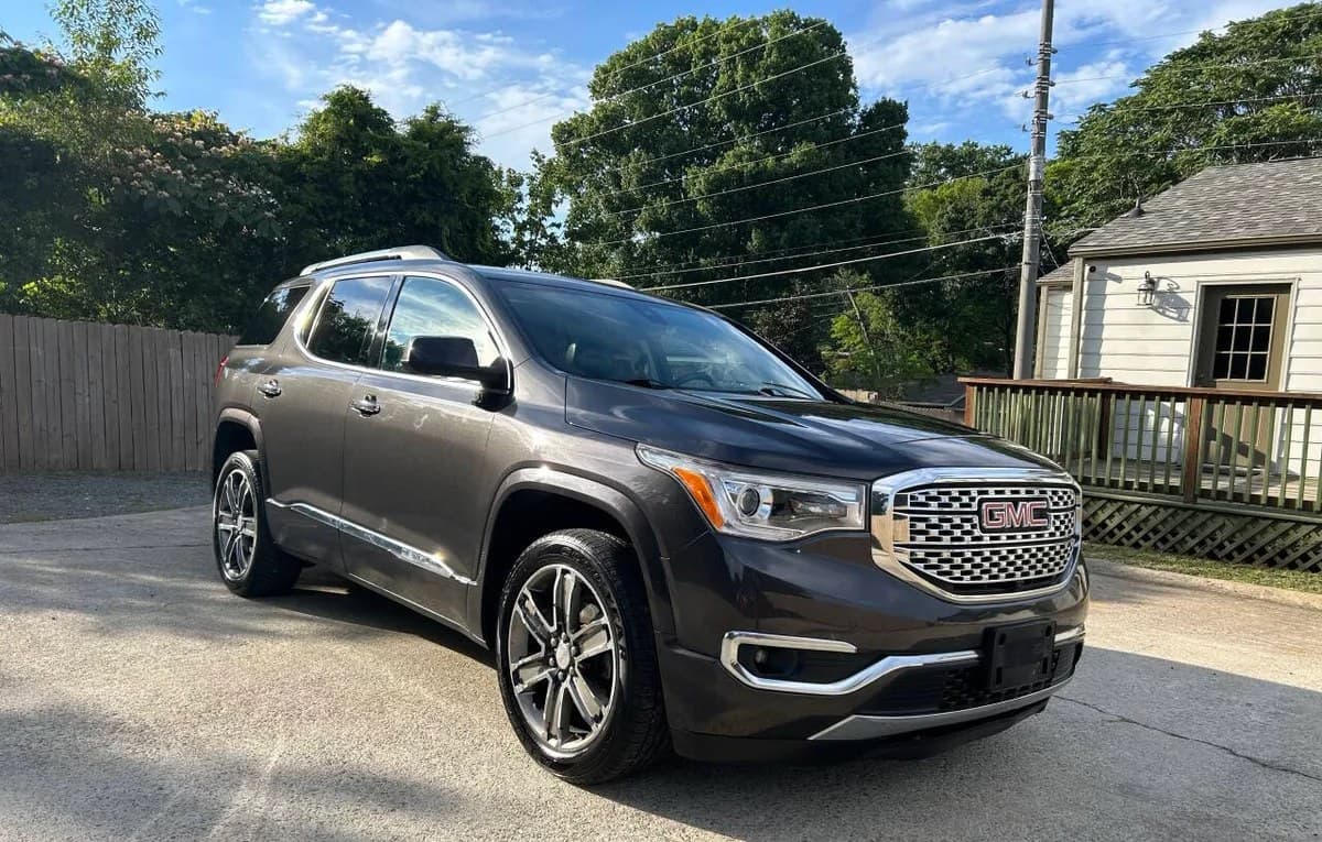 2017 GMC ACADIA Denali 7