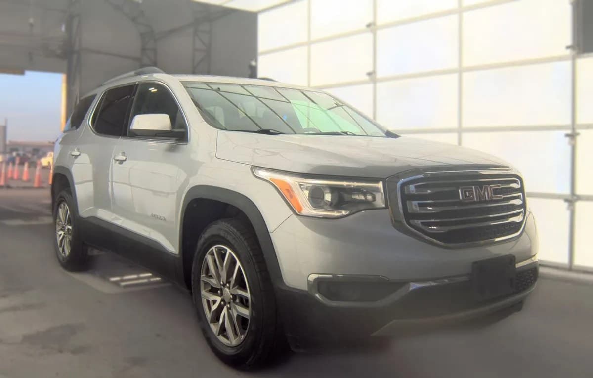 2017 GMC ACADIA SLE 4