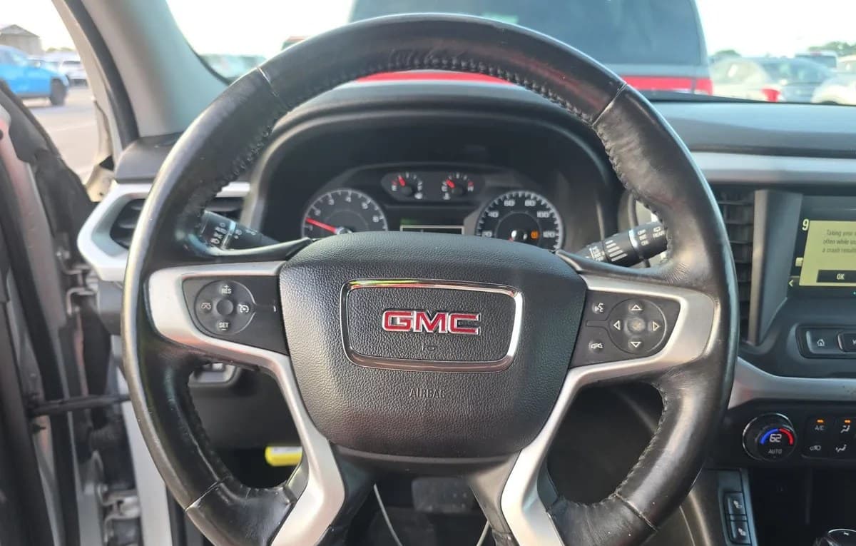 2017 GMC ACADIA SLE 7