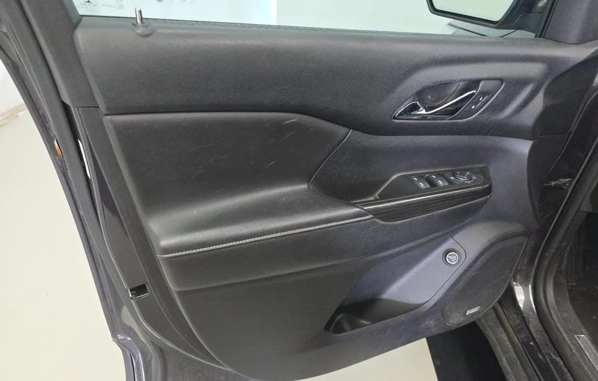 2017 GMC ACADIA SLT 6