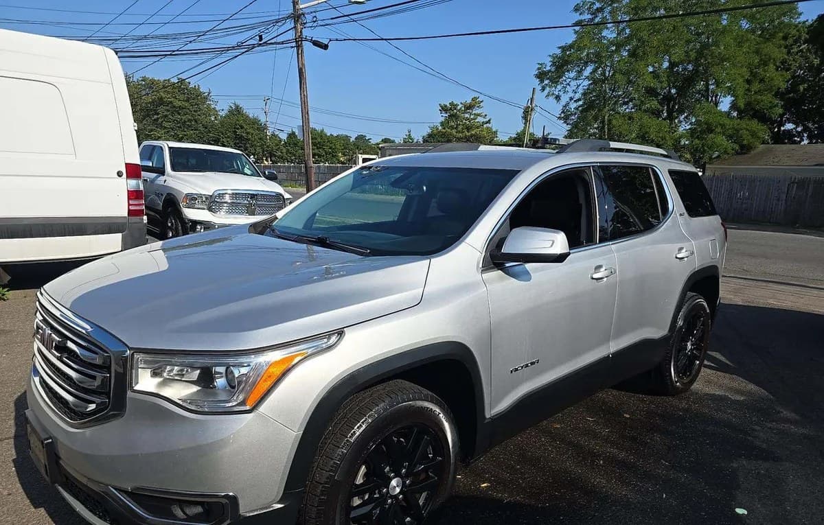 2019 GMC ACADIA SLT 2