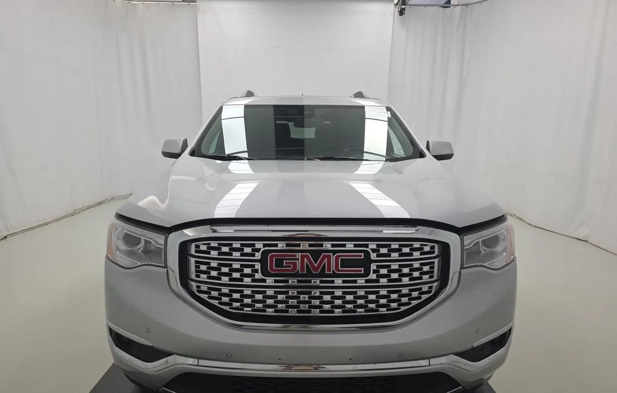 2017 GMC ACADIA DENALI 5SA 3