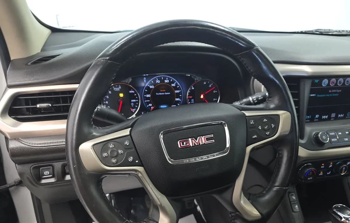 2017 GMC ACADIA DENALI 5SA 7