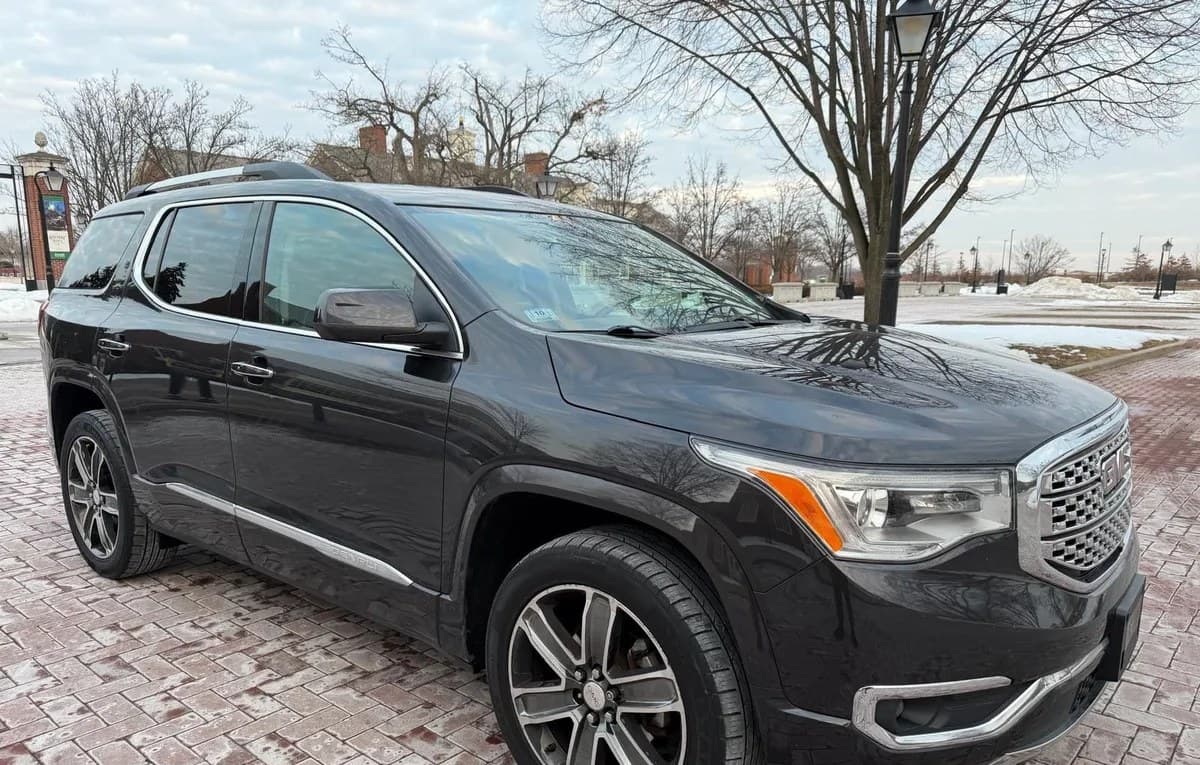 2017 GMC ACADIA Denali 2