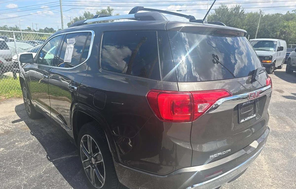 2019 GMC ACADIA Denali 3