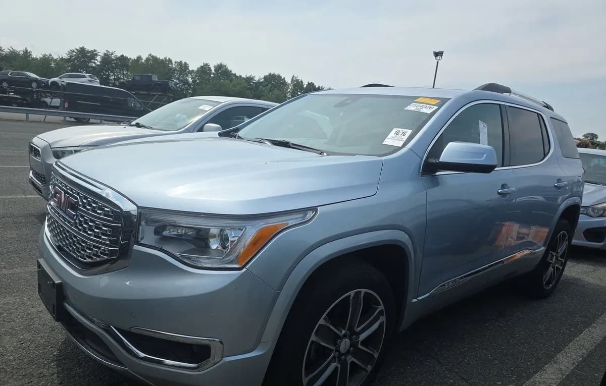 2017 GMC ACADIA DENALI 5SA 2