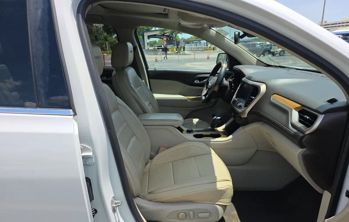 2018 GMC ACADIA Denali 5