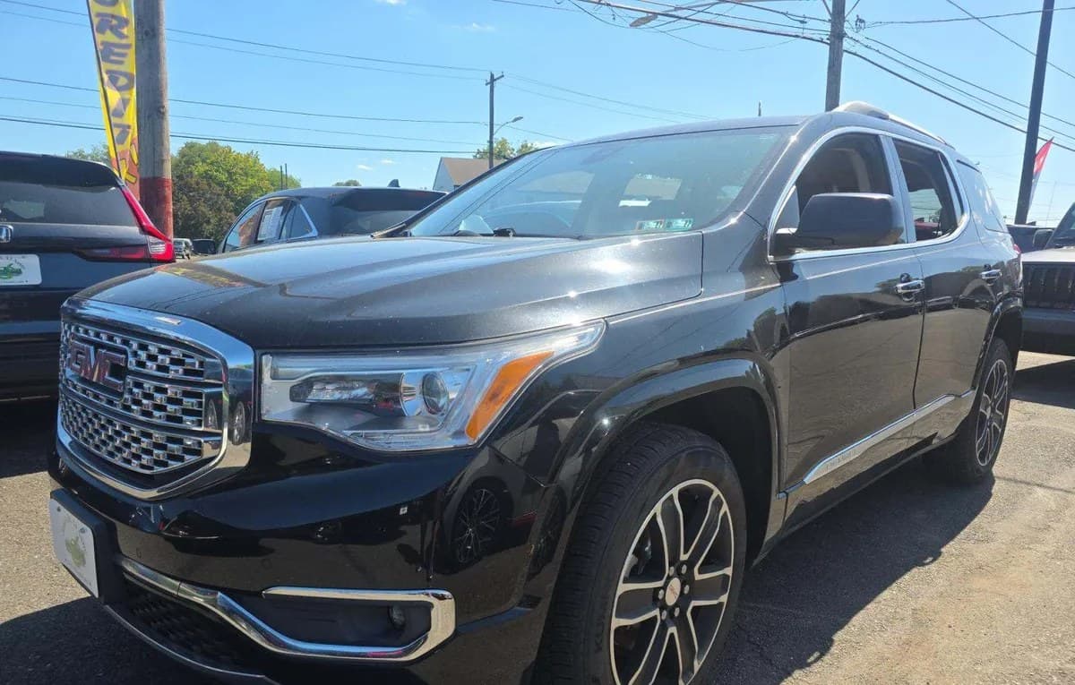 2019 GMC ACADIA Denali 2