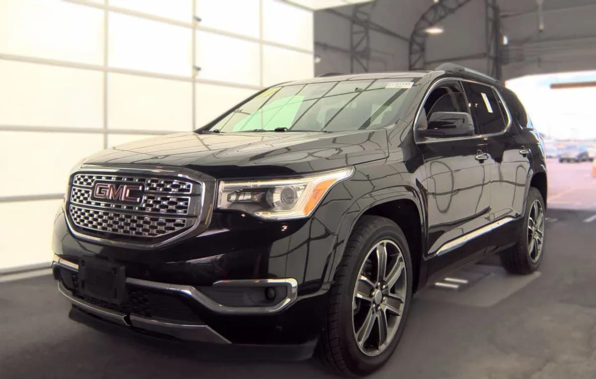 2017 GMC ACADIA Denali 2