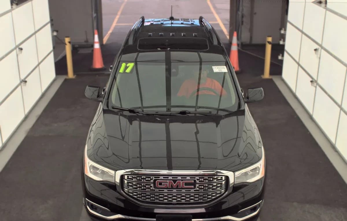 2017 GMC ACADIA Denali 3