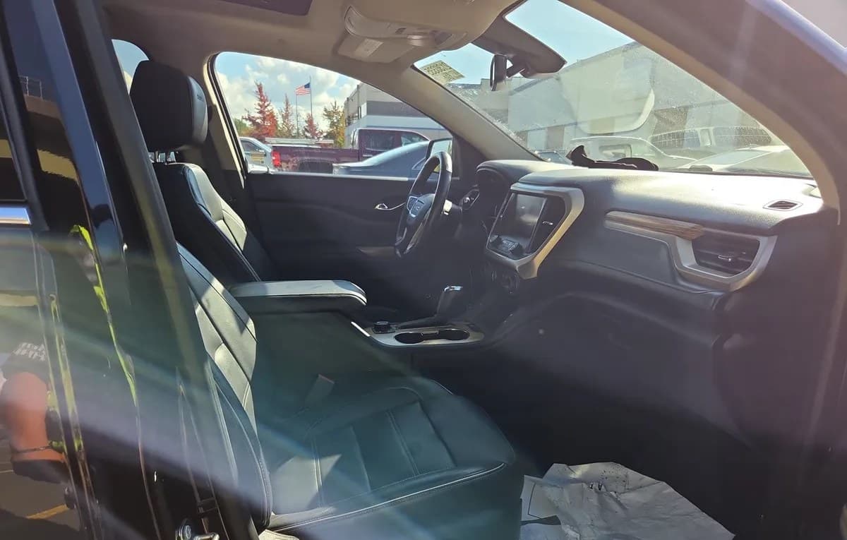 2017 GMC ACADIA Denali 5