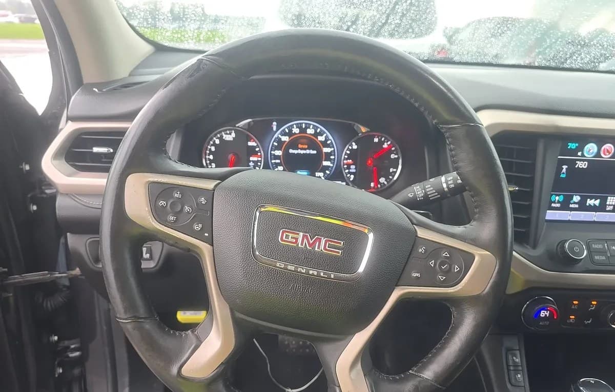 2017 GMC ACADIA Denali 7