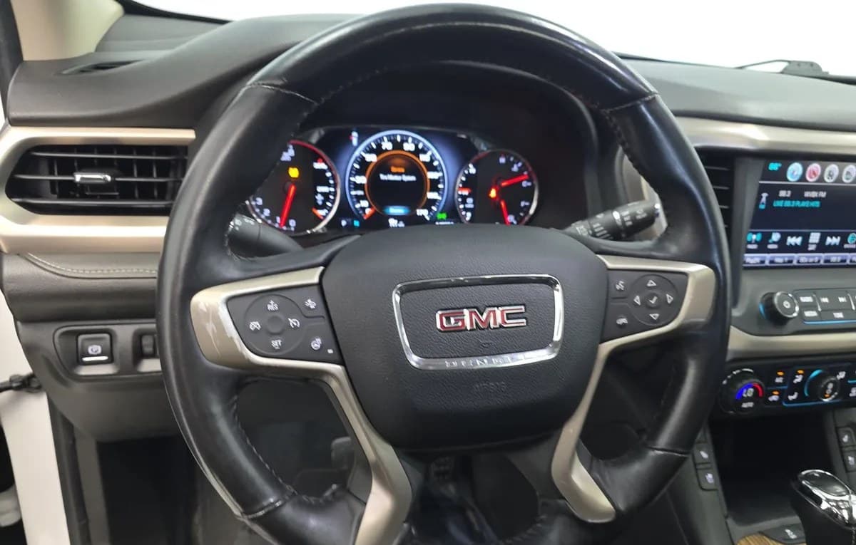 2017 GMC ACADIA Denali 7