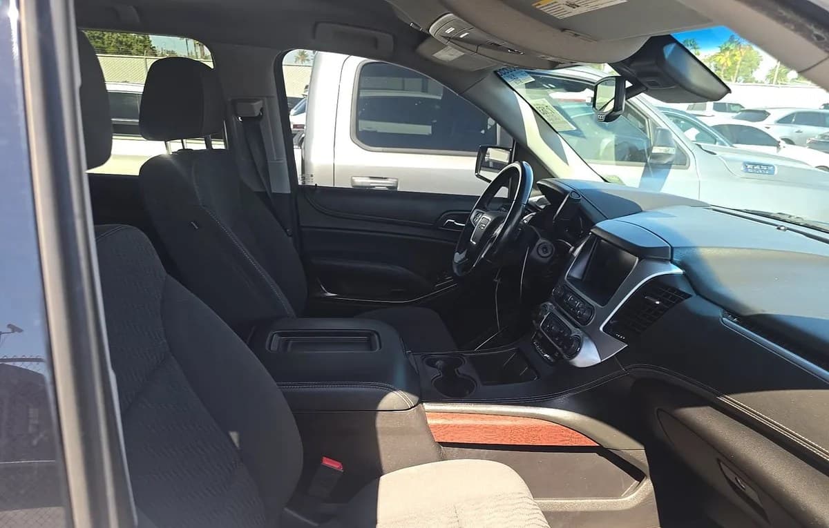 2018 GMC YUKON SLE 3SA 5