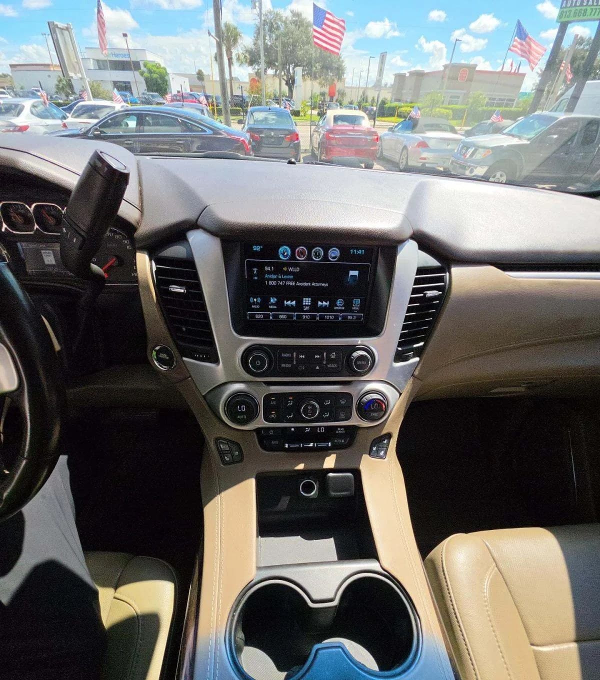 2017 GMC YUKON SLT 7