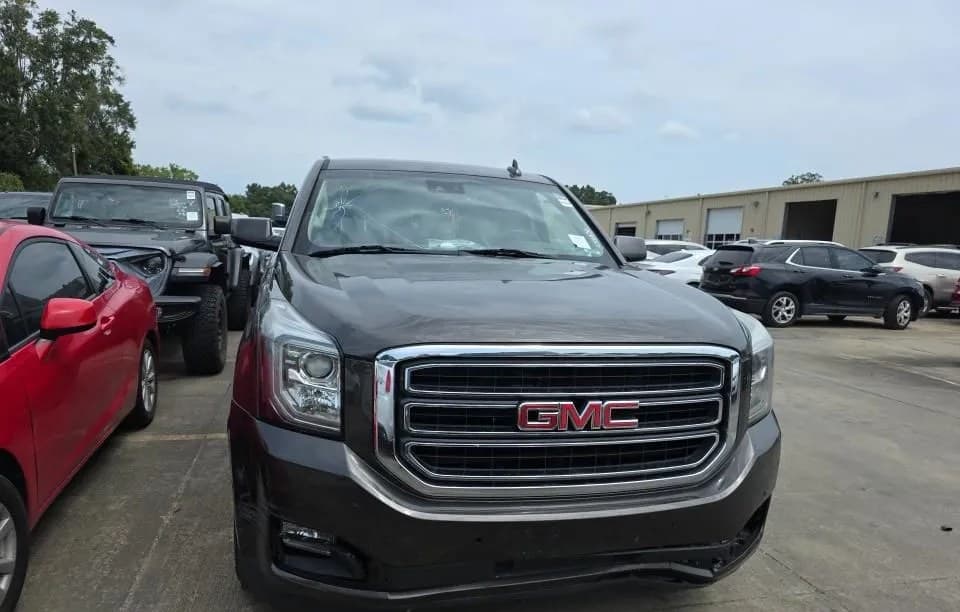 2019 GMC YUKON SLT 4