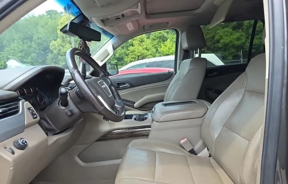 2019 GMC YUKON SLT 7
