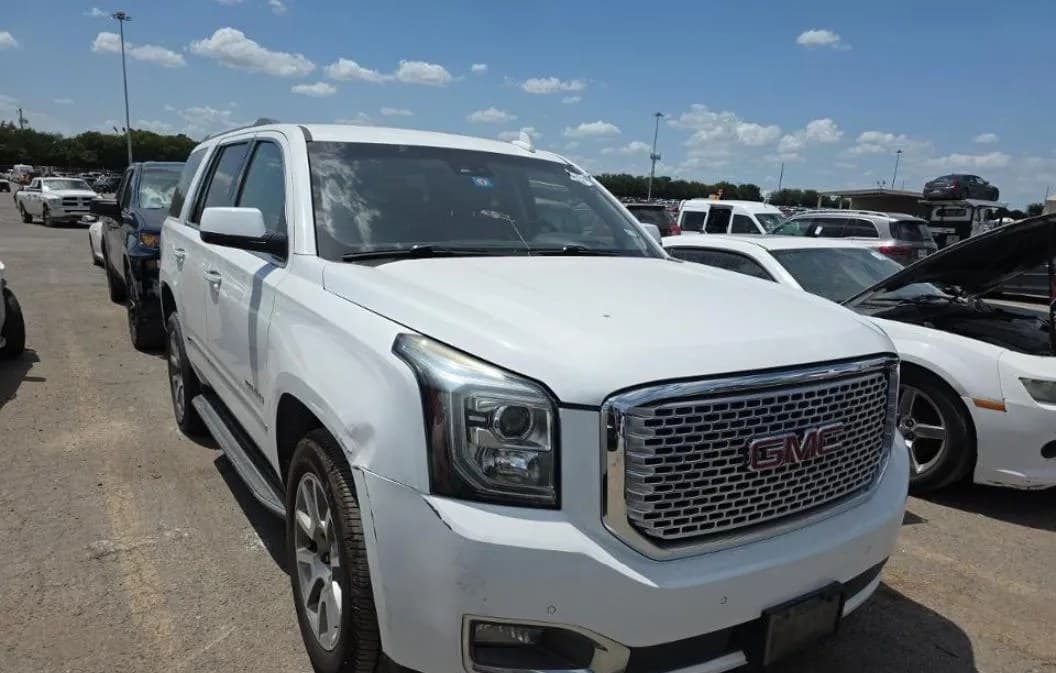 2017 GMC YUKON Denali 3