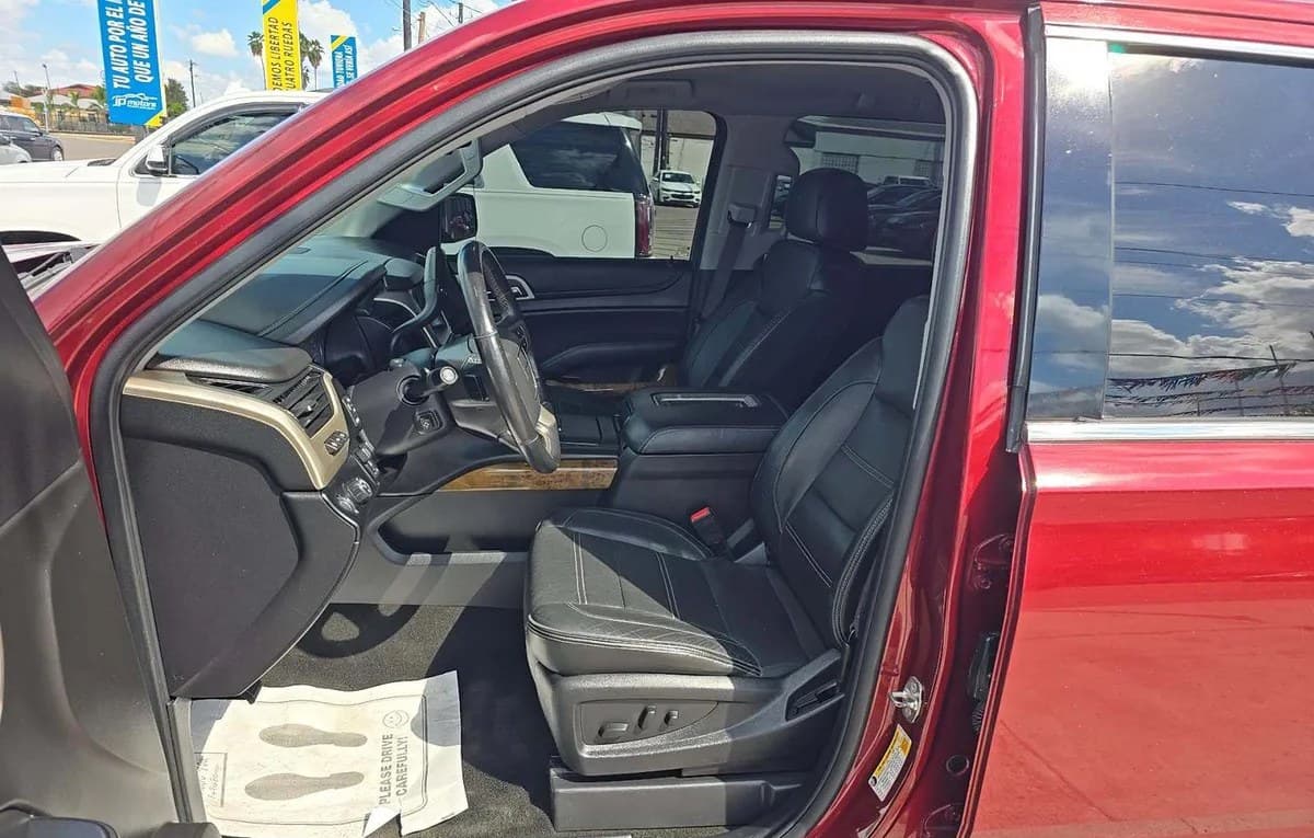 2017 GMC YUKON Denali 4