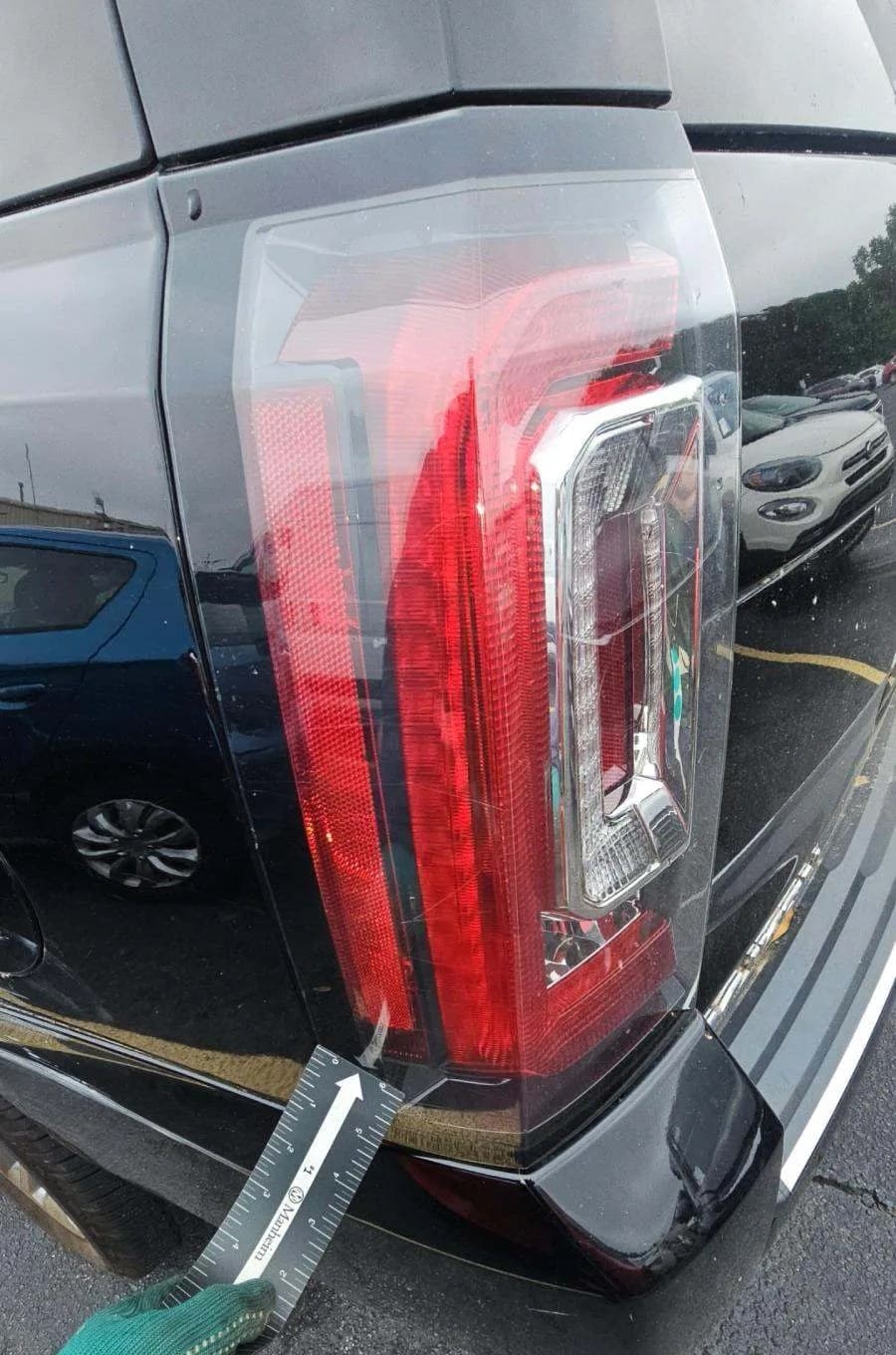 2019 GMC YUKON Denali 7