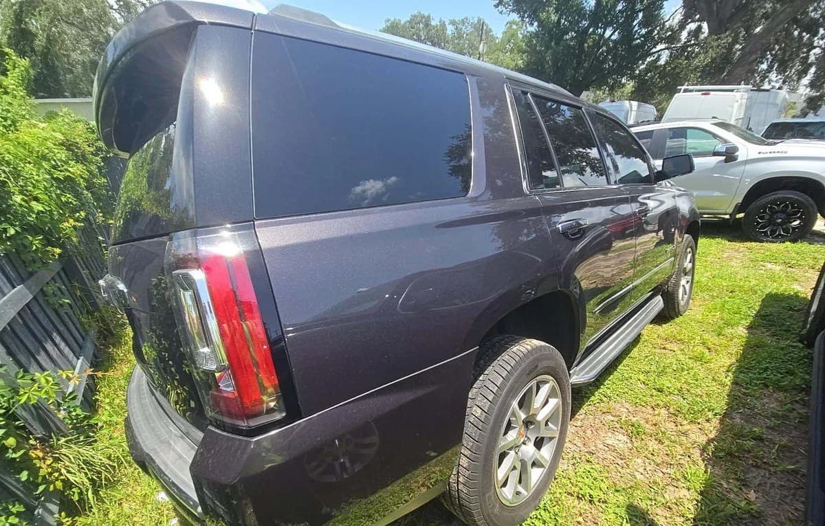 2017 GMC YUKON Denali 4