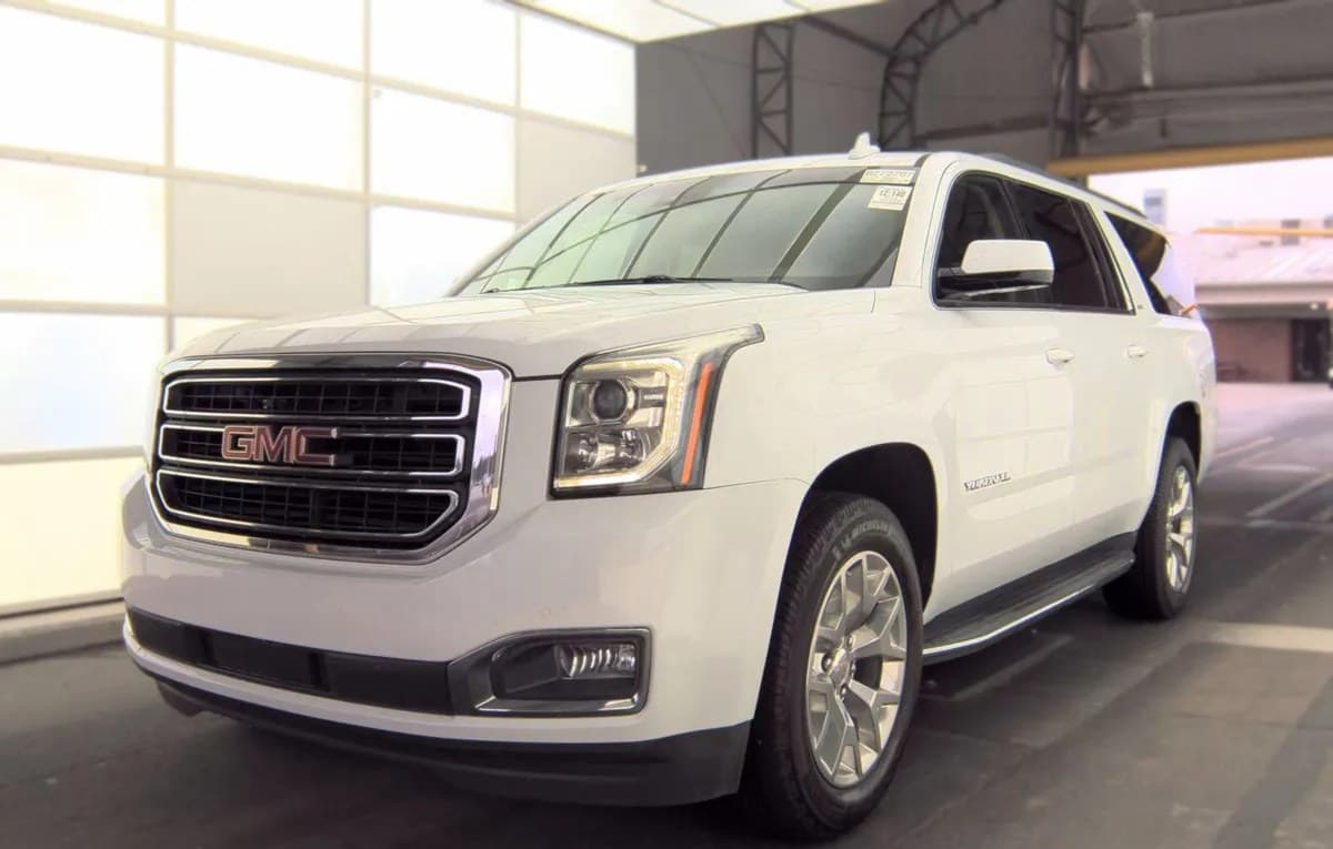 2018 GMC YUKON XL SLT 2