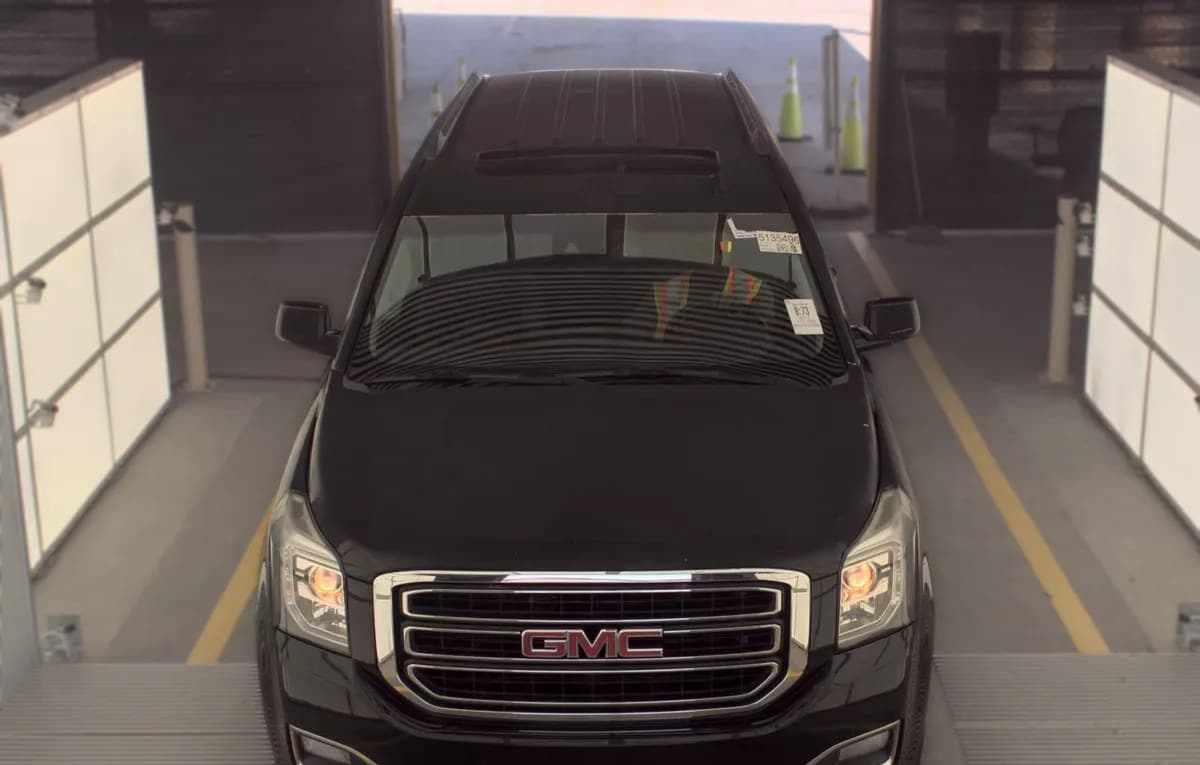 2017 GMC YUKON XL SLT 3