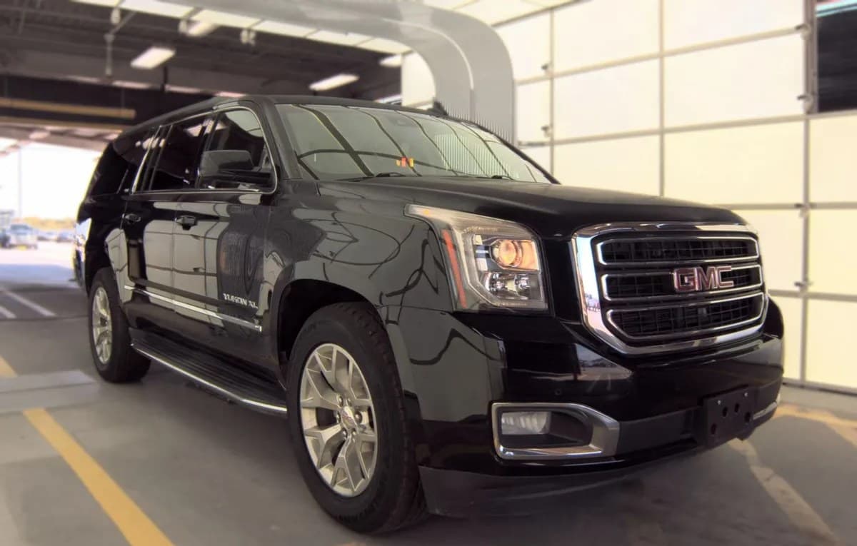 2017 GMC YUKON XL SLT 4