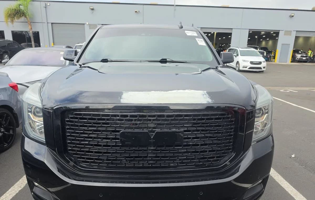 2020 GMC YUKON XL Denali 3
