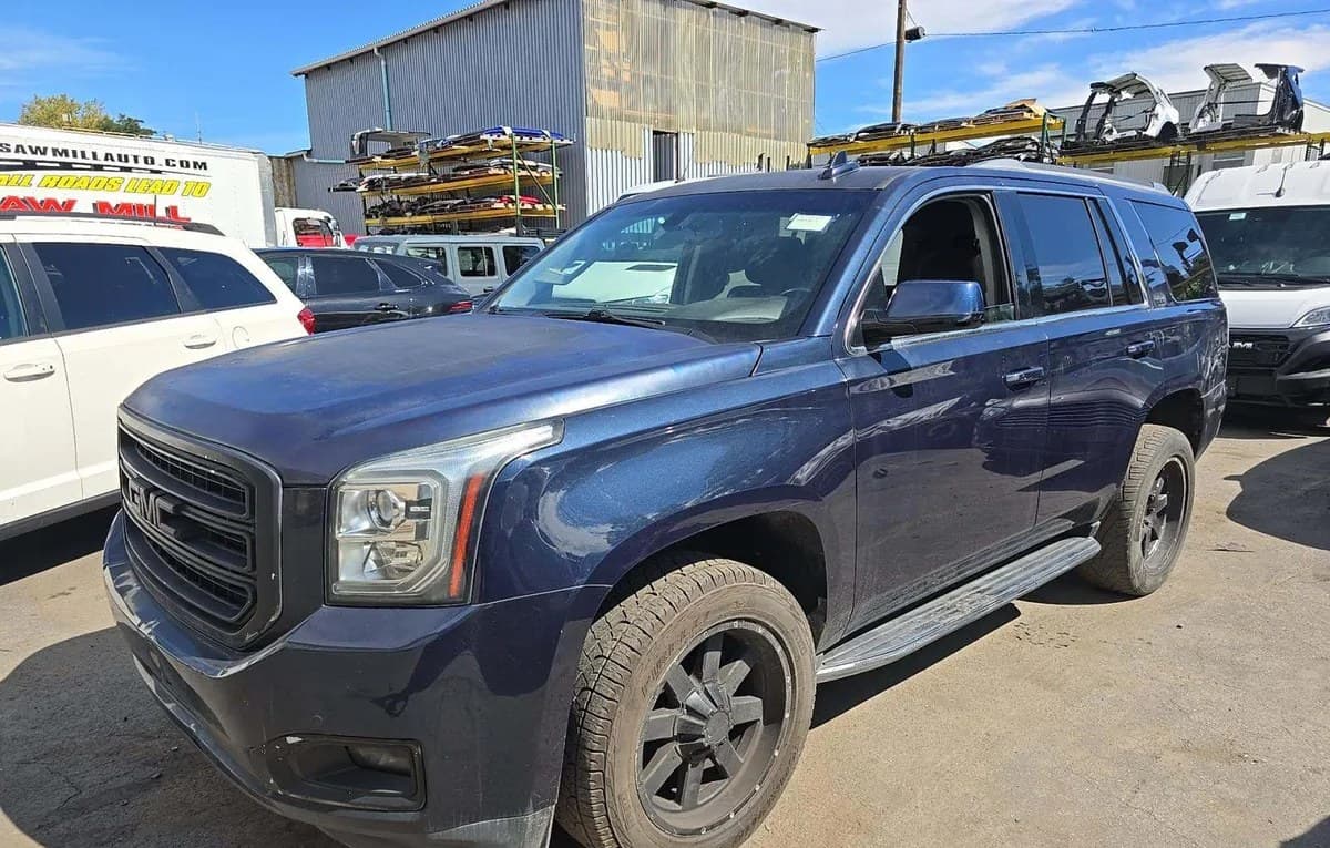 2017 GMC YUKON SLE 2